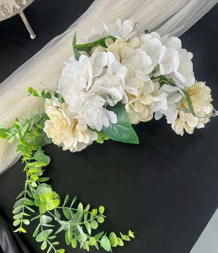 Arch Flower Hydrangea White Triangle