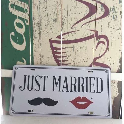 Just Married Board Props