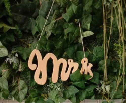 Mr & Mrs (Set)