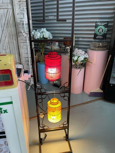 Oriental stand