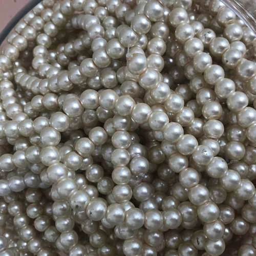 *Pearl White*