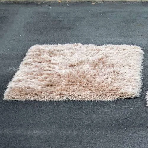 Shaggy Carpet  - 5ftx7.5ft