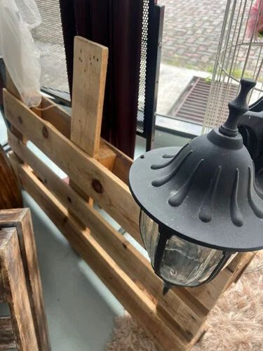 (SM) Pallet with lamp