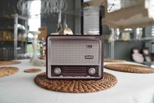 (SM) Radio Box