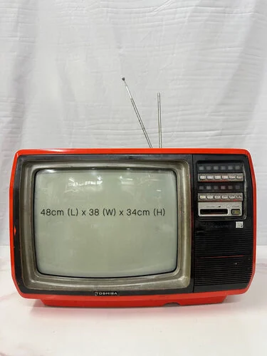 (SM) TV LAMA - Vintage Red CRT TV