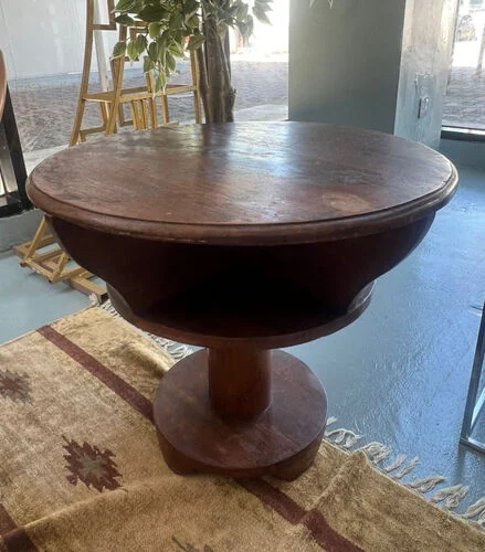 ™ Meja Kayu Bulat