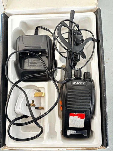 Walkie Talkie with earpiece